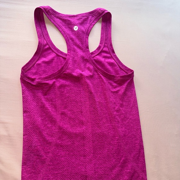 Size 4 Heathered Ripened Raspberry Lululemon Swiftly Tank (Regular length) - Picture 5 of 5